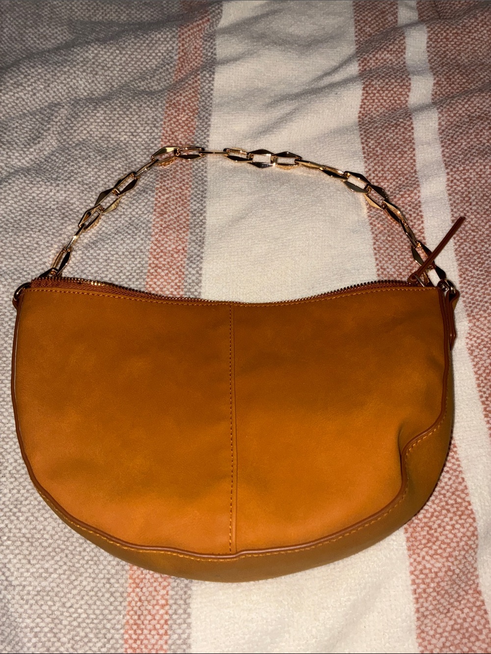 Universal Thread handbag- mustard yellow